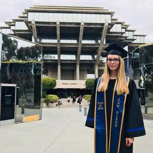 Meet your Posher, Konstancja